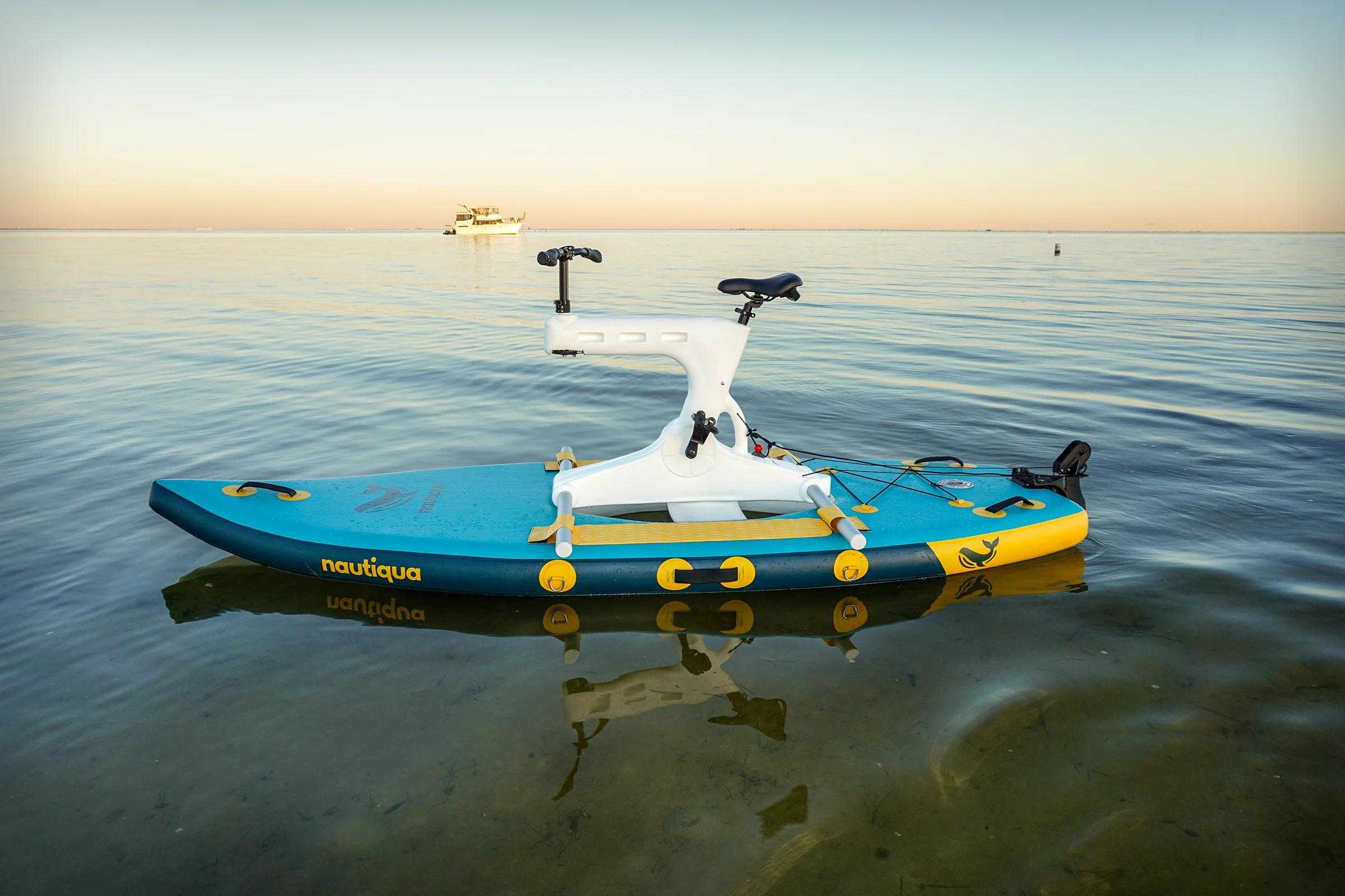 Nautiqua | BELIZE | Premium Paddleboard Water Bike